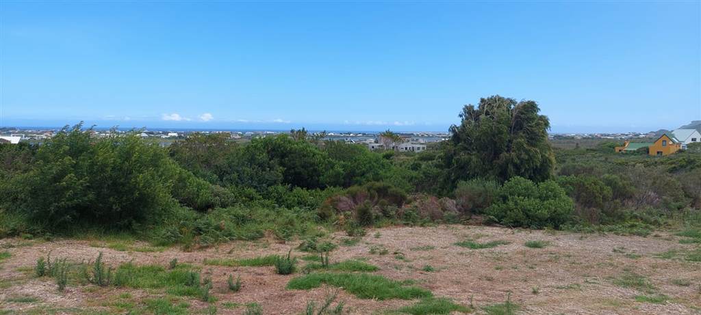 7727 m² Land available in Bettys Bay photo number 8