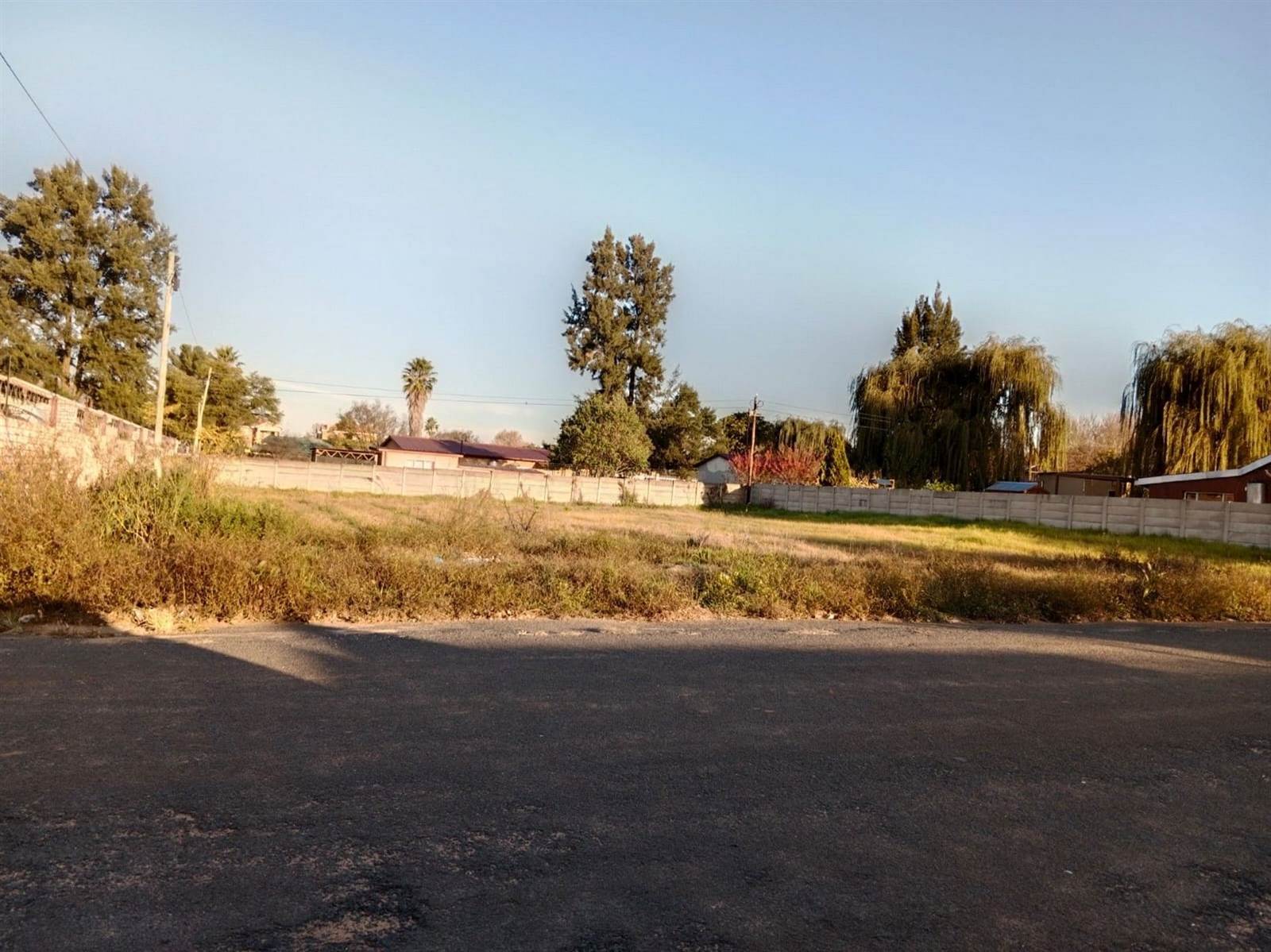 1190 m² Land available in Rensburg photo number 2