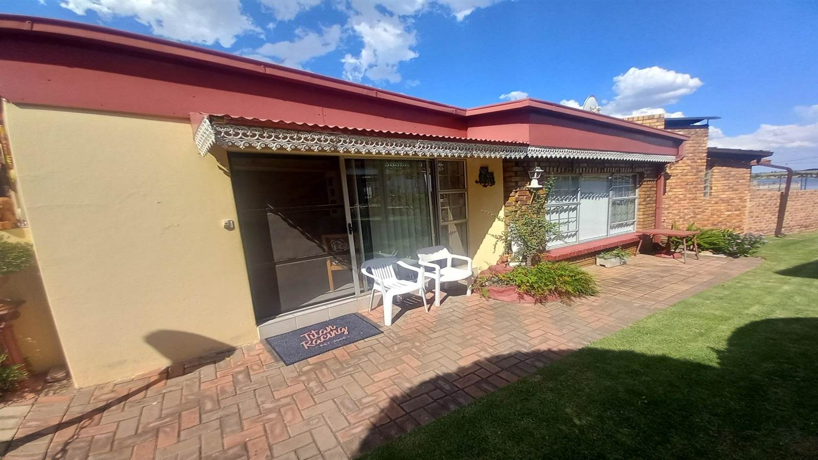 3 Bed House in Kungwini Country Estate photo number 1