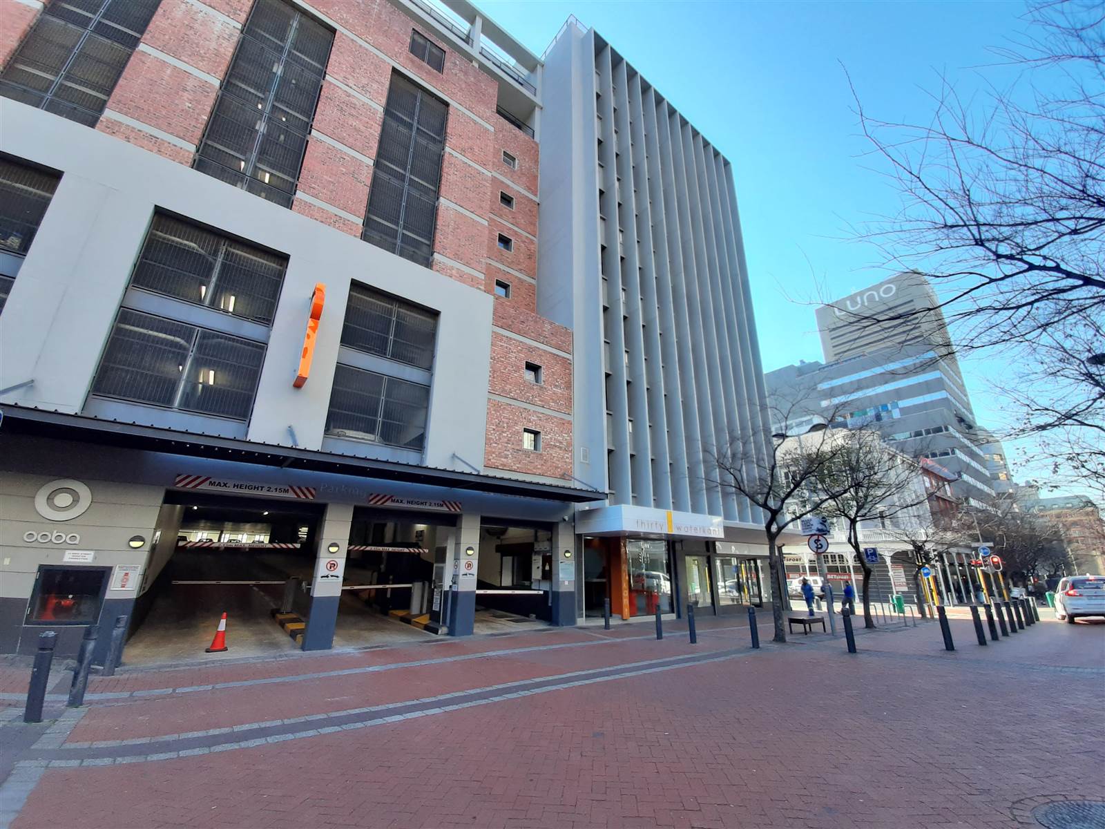 335  m² Commercial space in Cape Town City Centre photo number 2