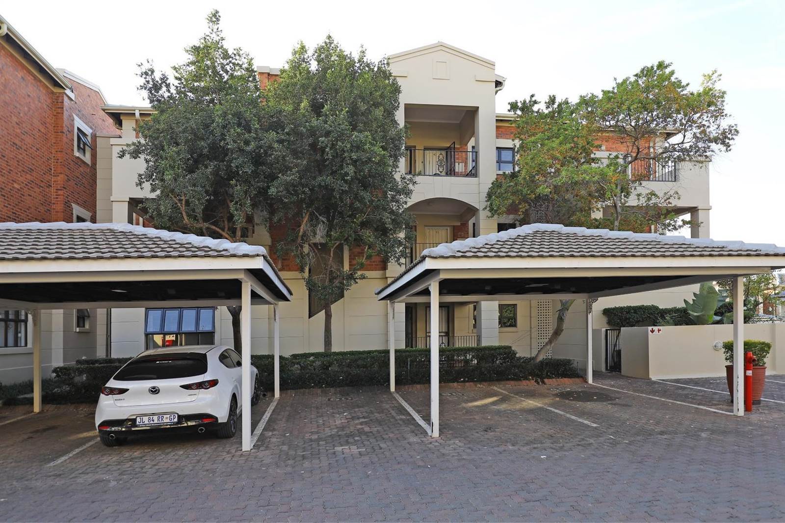 3 Bed Apartment in Bryanston photo number 23