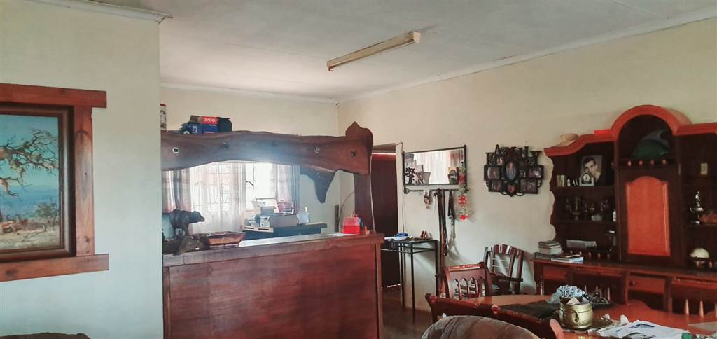 2 Bed House in Louis Trichardt photo number 24