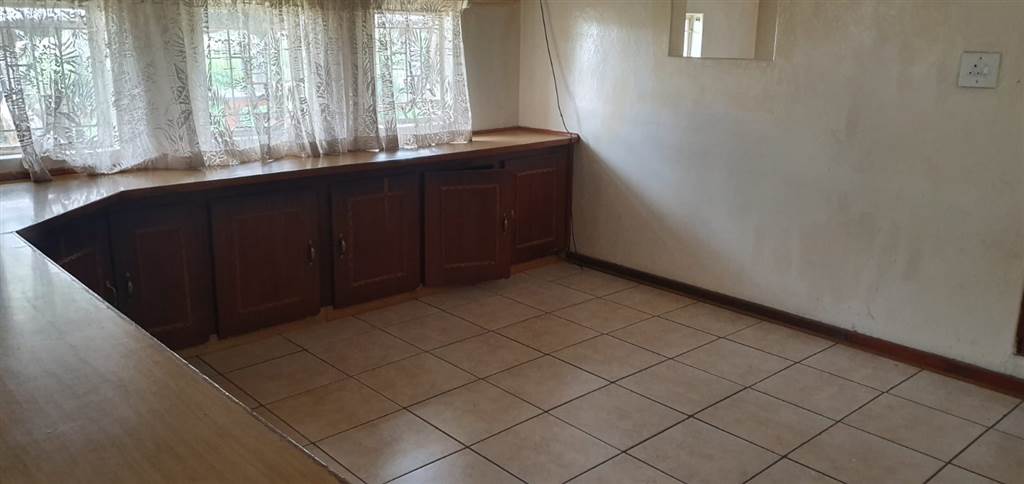 2 Bed House in Louis Trichardt photo number 18