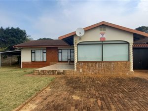 3 Bed Townhouse in Pumula
