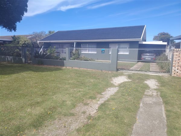 3 Bedroom House 3 Bedroom House