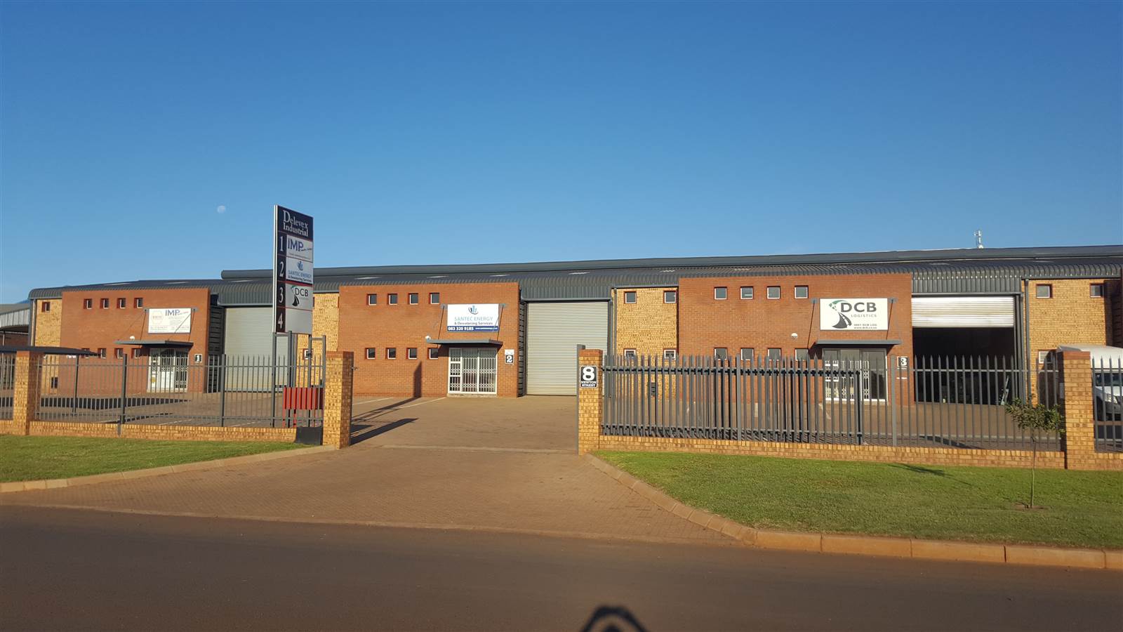 320  m² Industrial space in Middelburg Central photo number 1