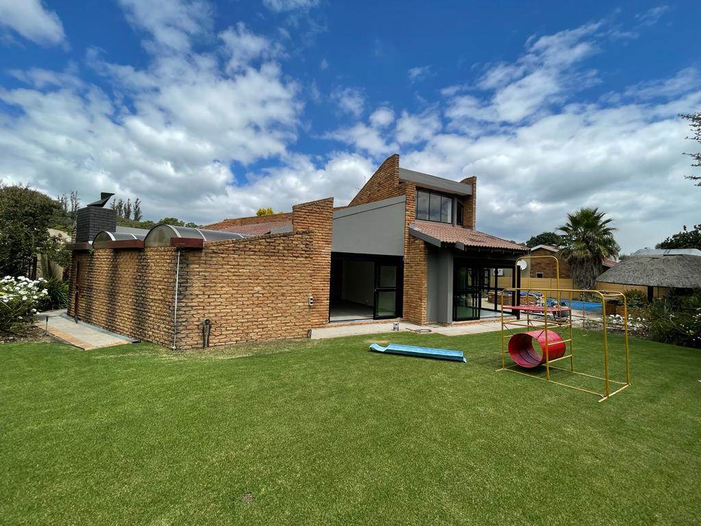 4 Bed House in Secunda photo number 25