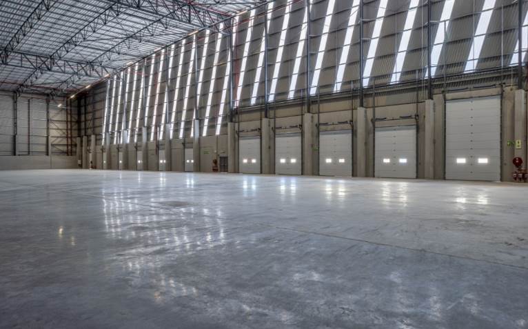 17000  m² Industrial space in Parow photo number 8