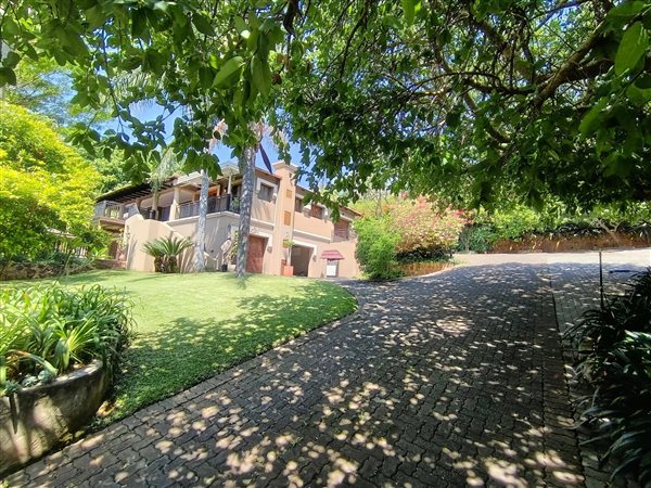 4 Bedroom House 4 Bedroom House