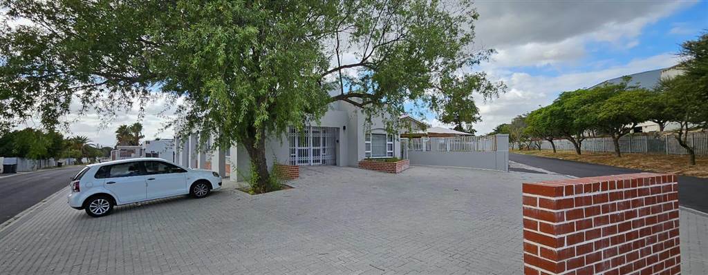 150  m² Commercial space in Cape Gate photo number 13