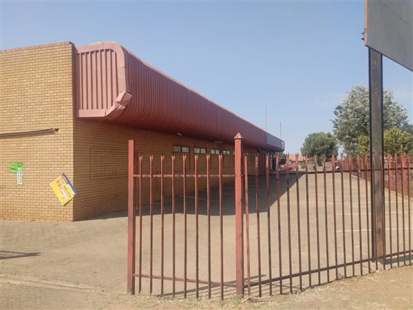 900 m² Commercial space 900 m² Commercial space