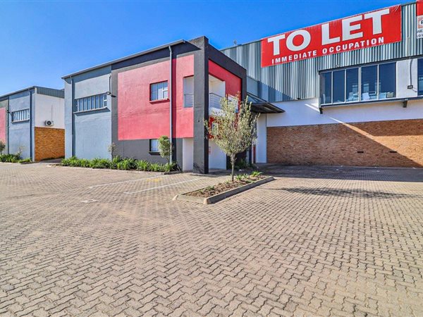 377  m² Industrial space in Lanseria and surrounds