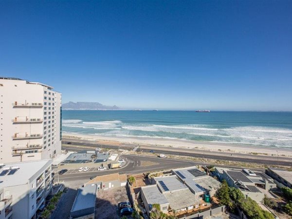 2 Bed Apartment in Bloubergstrand