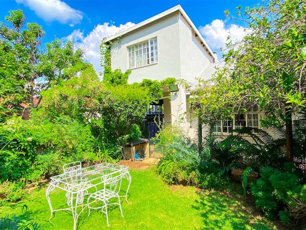 6 Bed House in Auckland Park