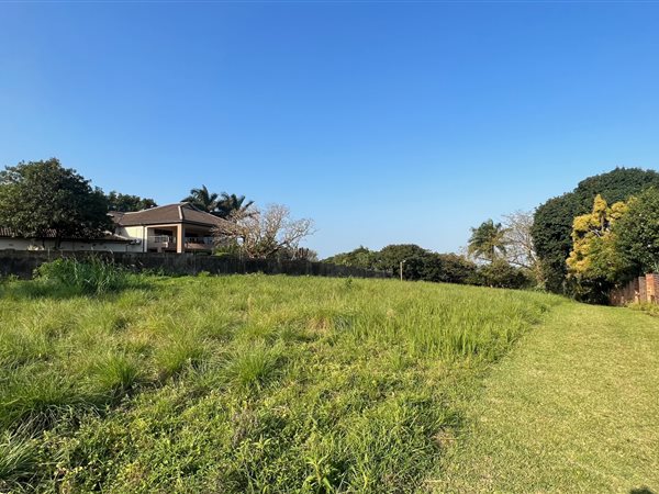 2 039 m² Land