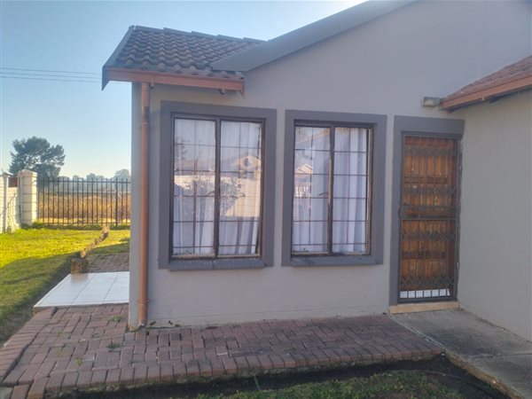 4 Bedroom House 4 Bedroom House