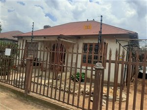 3 Bed House in Turffontein