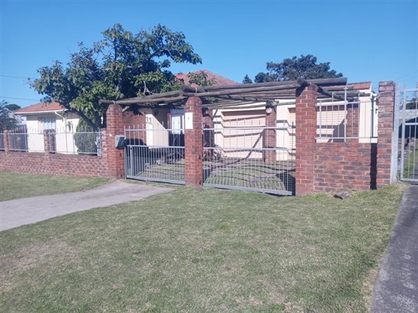 3 Bedroom House 3 Bedroom House