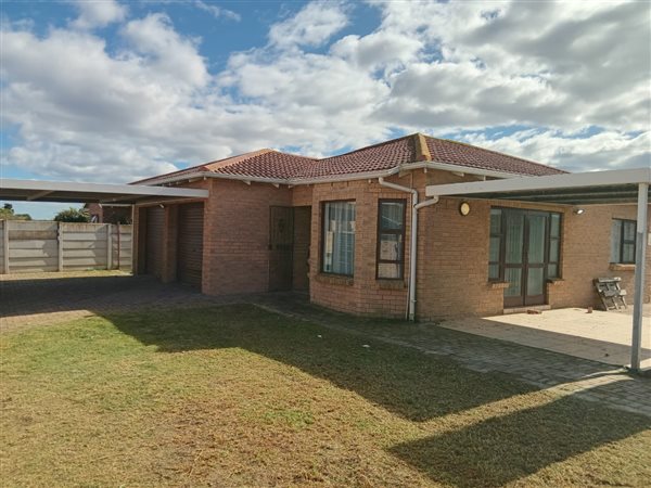 3 Bedroom House 3 Bedroom House