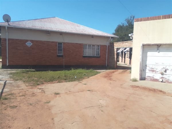 3 Bedroom House 3 Bedroom House