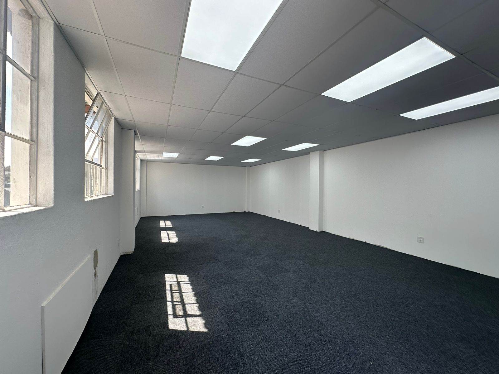 70  m² Commercial space in New Redruth photo number 3