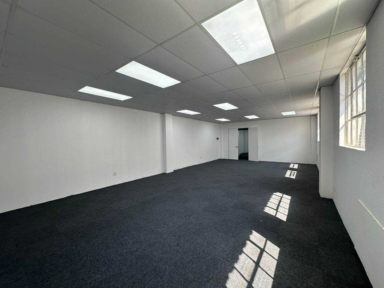 70  m² Commercial space in New Redruth photo number 11