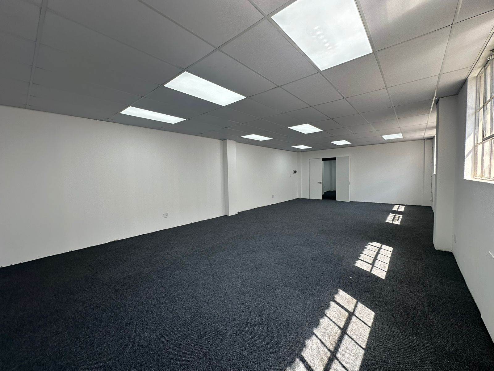 70  m² Commercial space in New Redruth photo number 7