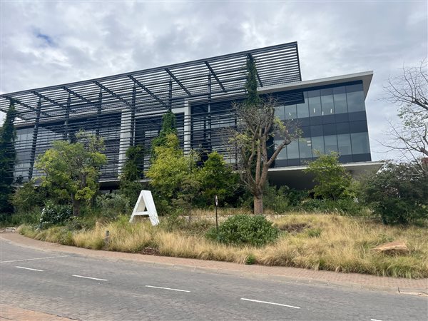 368.899993896484  m² Commercial space in Bryanston