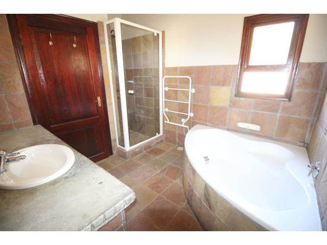 4 Bed Cluster in Illovo photo number 23