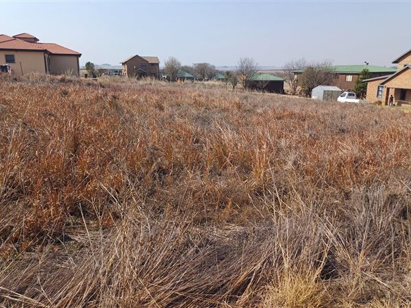 939 m² Land available in Bronkhorstbaai