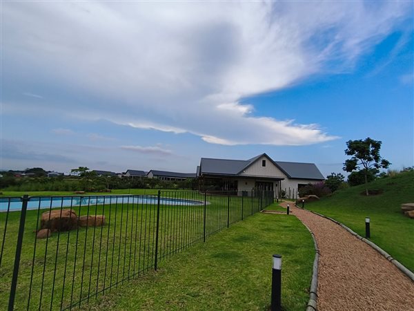 2 458 m² Land 2 458 m² Land
