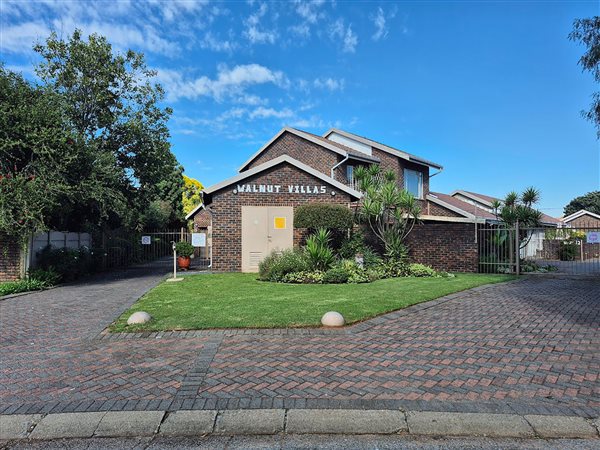 2 Bedroom Townhouse 2 Bedroom Townhouse