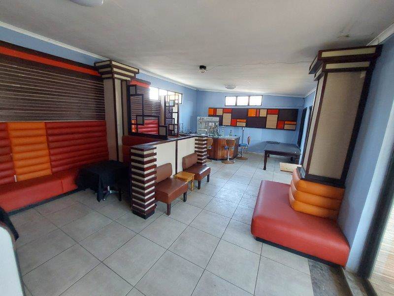 550  m² Commercial space in Pietermaritzburg Central photo number 5