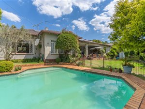 4 Bed House in Fairwood