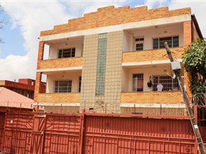 6 Bed Apartment in Bellevue