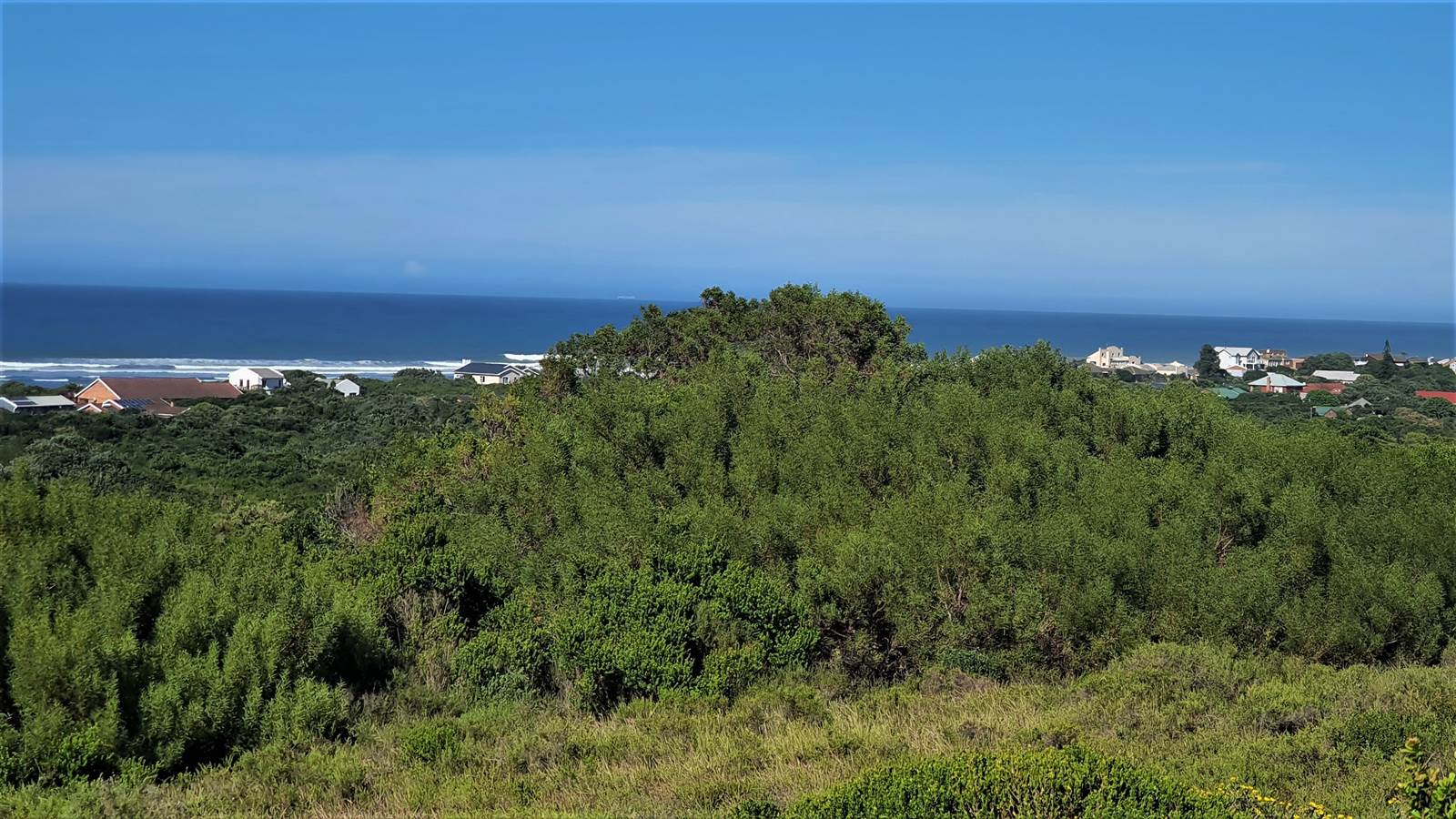 1054 m² Land available in Cannon Rocks photo number 4