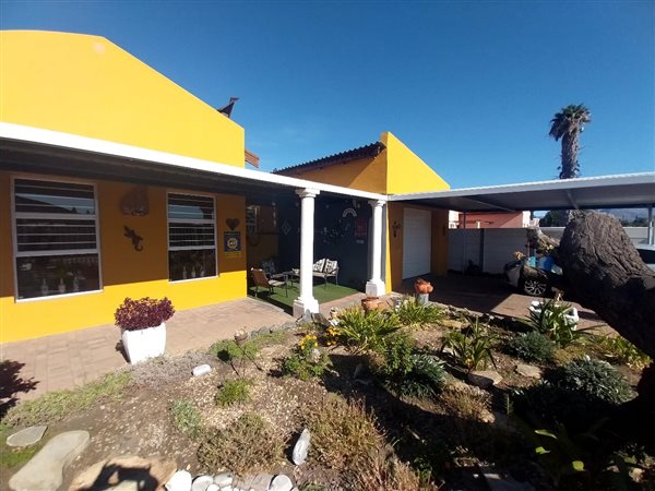 3 Bedroom House 3 Bedroom House