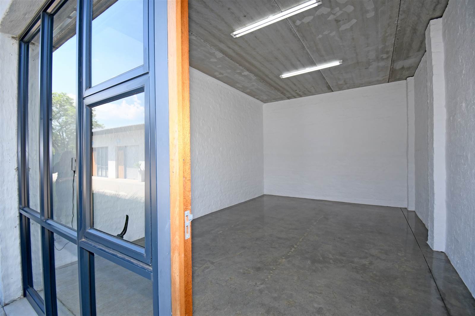 24  m² Commercial space in Kya Sands photo number 6