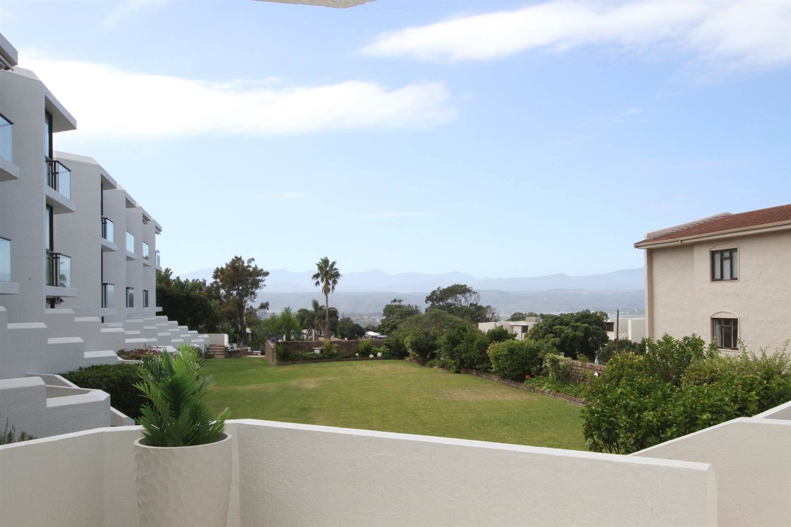 3 Bed Apartment in Plettenberg Bay photo number 11