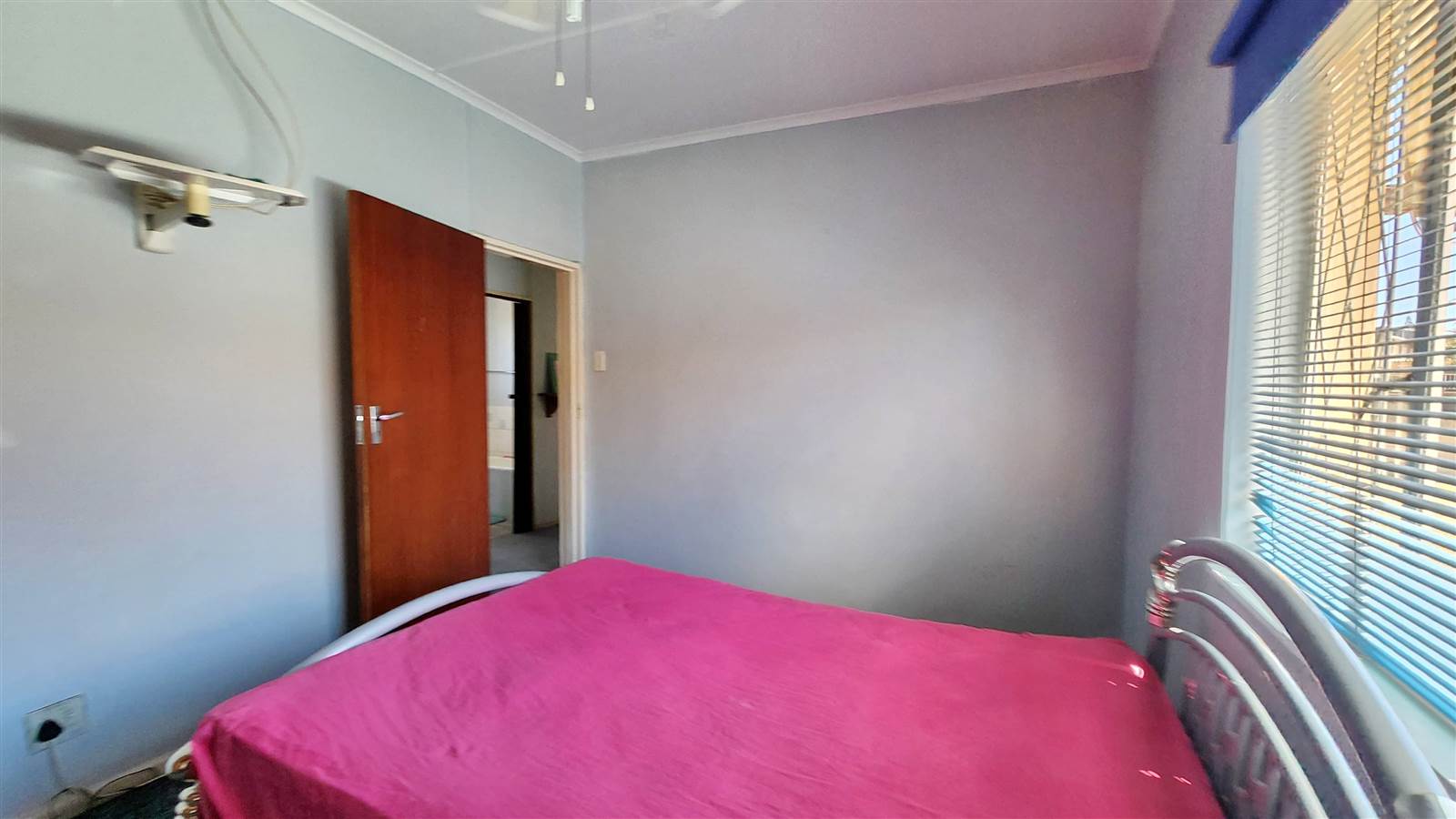 3 Bed House in Scheepers Heights photo number 10