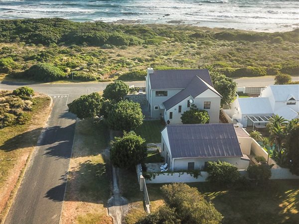 5 Bedroom House 5 Bedroom House