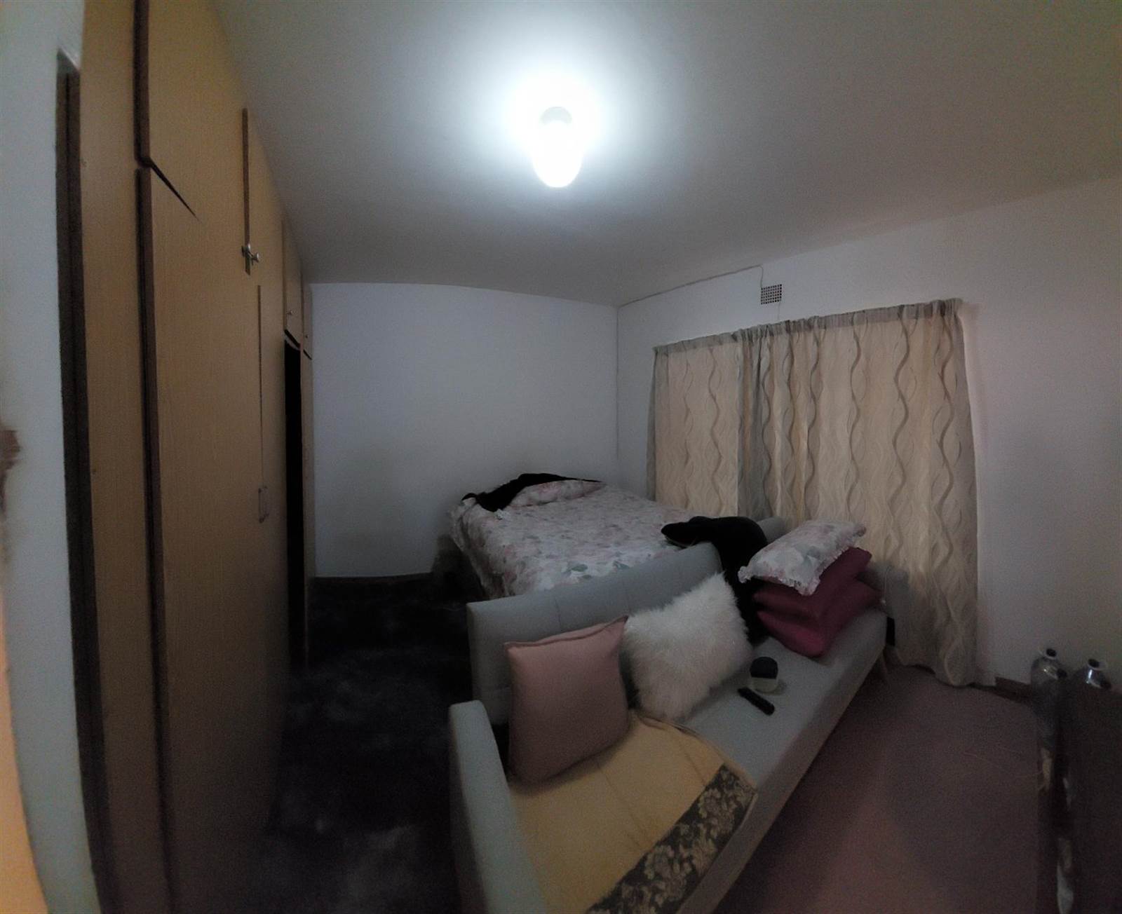 2 Bed Apartment in Belgravia photo number 4