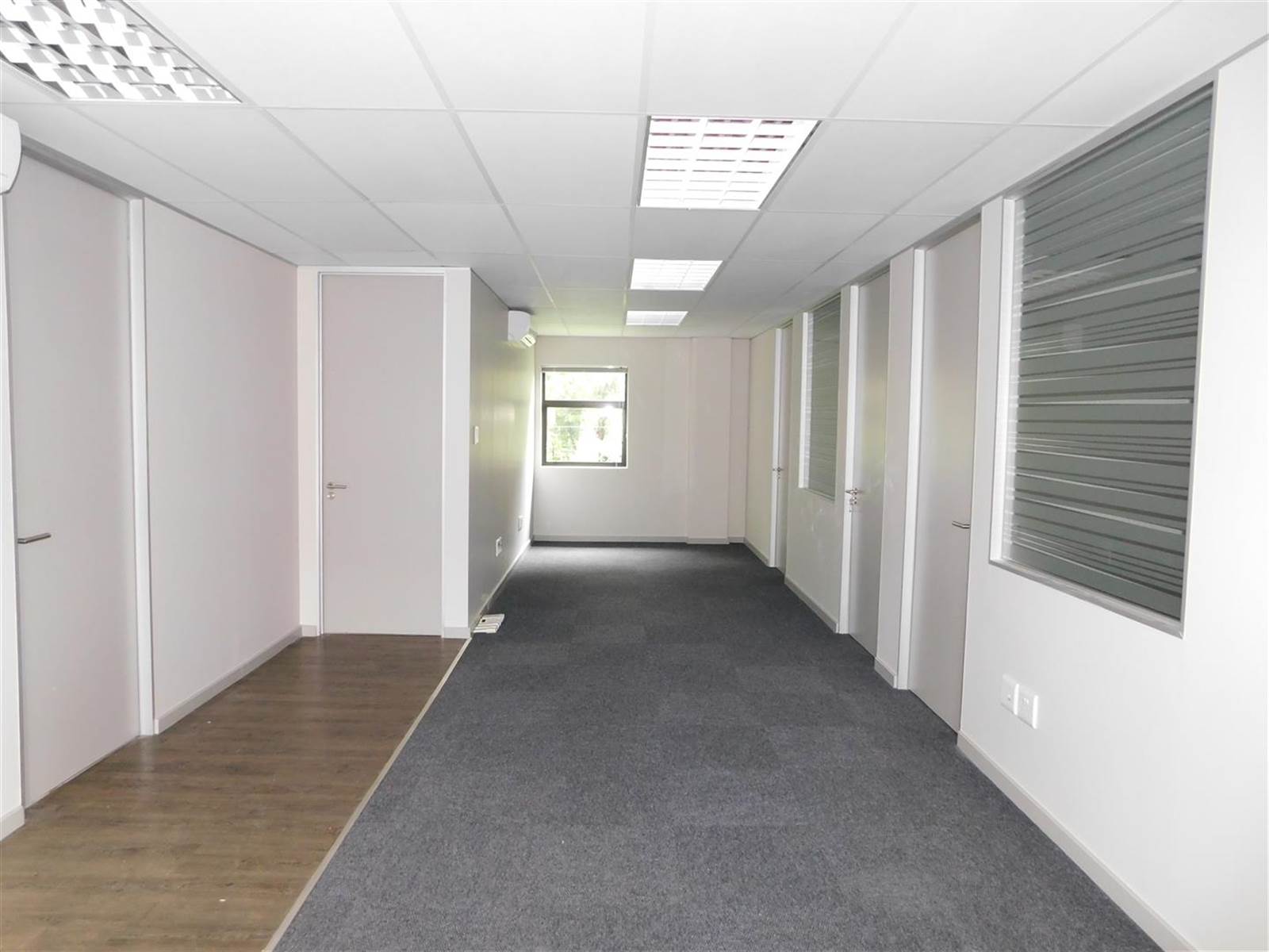 122  m² Commercial space in Randpark Ridge photo number 10