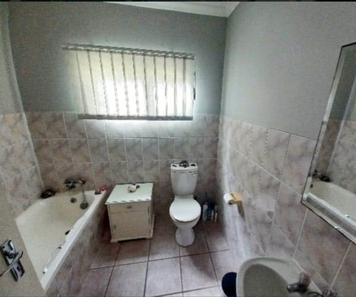 2 Bed Simplex in Manaba photo number 26