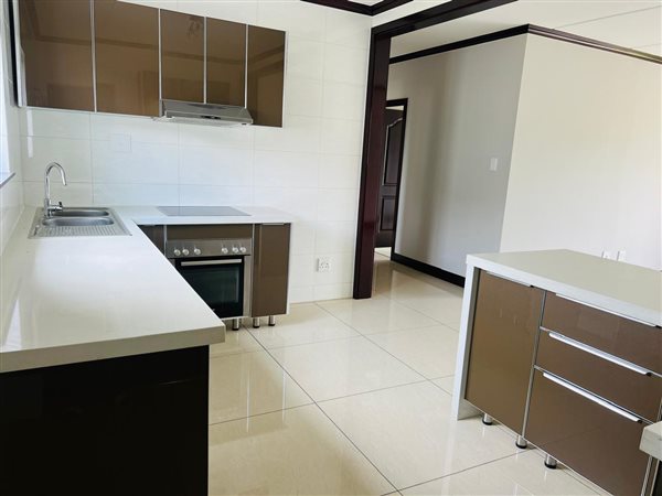 3 Bedroom Apartment 3 Bedroom Apartment