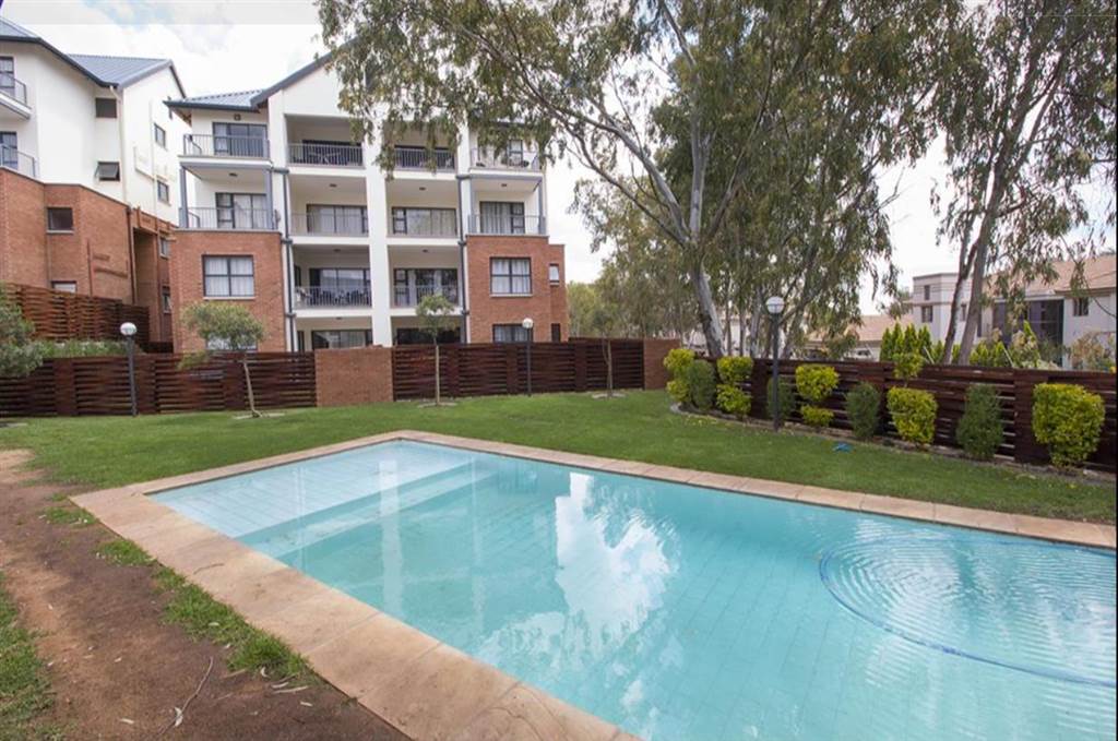 3 Bed Apartment in Kyalami Hills photo number 12