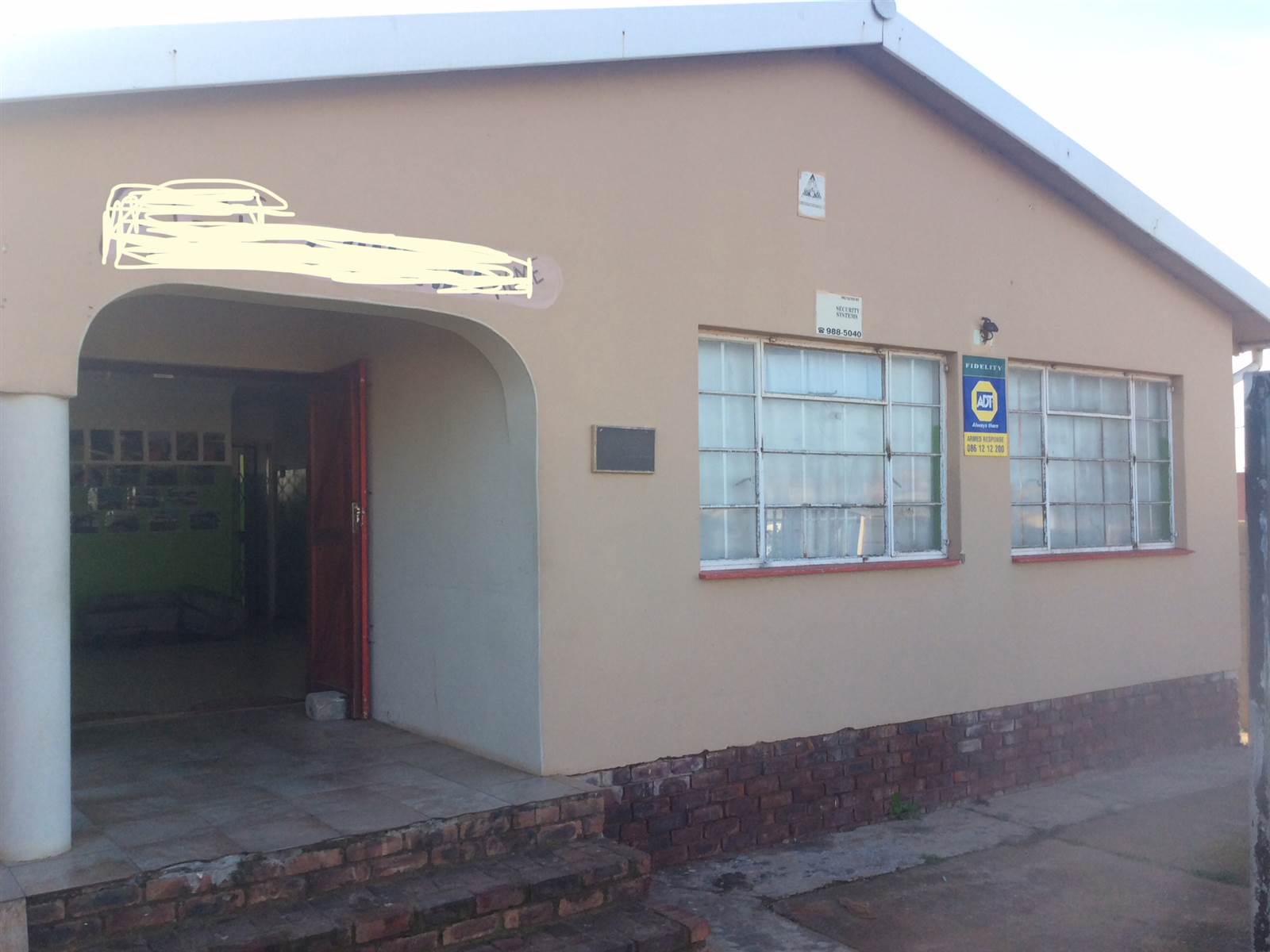 4 Bed House in Kwa Nobuhle photo number 2