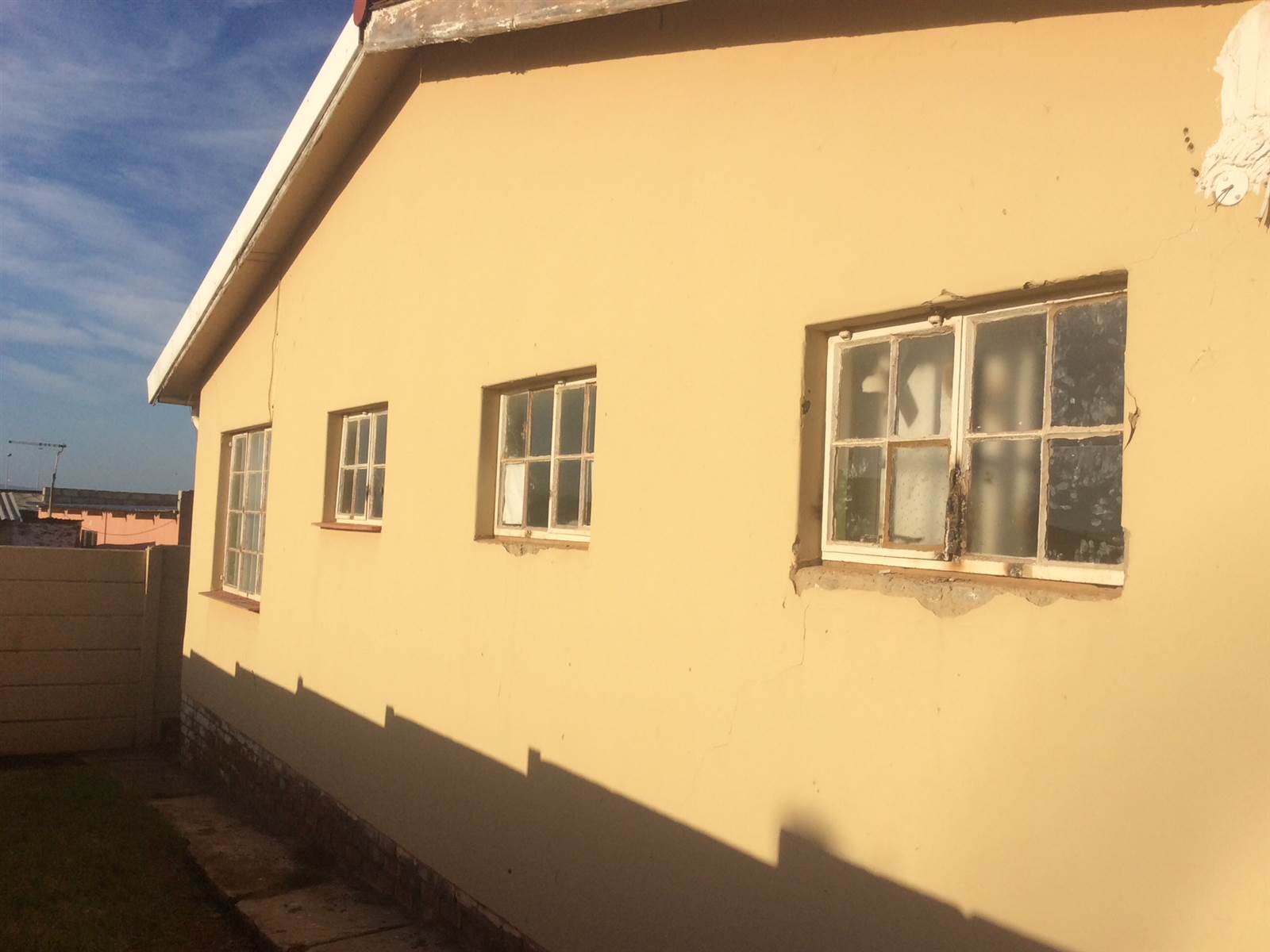 4 Bed House in Kwa Nobuhle photo number 10