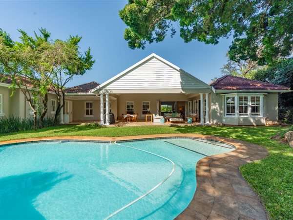 4 Bedroom House 4 Bedroom House