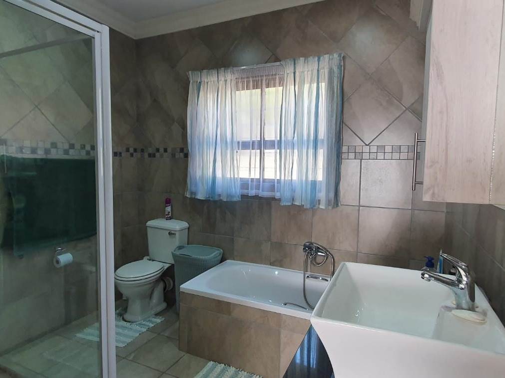 2 Bed Townhouse in Bela-Bela (Warmbaths) photo number 15